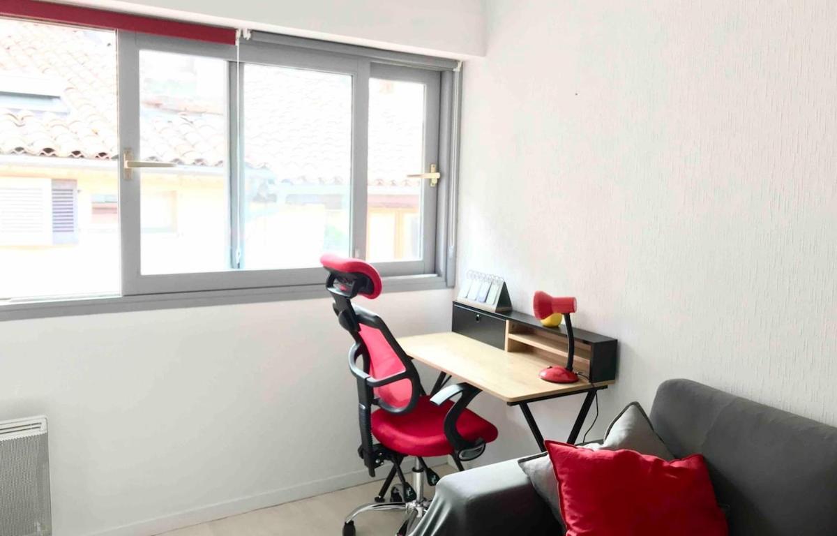 Apartamento Loft Sous Les Toits Lumineux - Capitole-Daurade-Esquirol - Wifi Toulouse Exterior foto